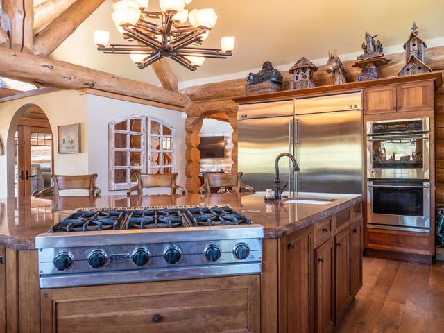 61072 Devils Ladder Road, Mountain Center, CA 92561