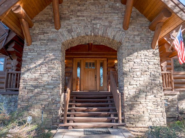 61072 Devils Ladder Road, Mountain Center, CA 92561