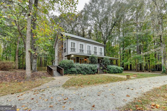 1174 Bear Creek Road, Moreland, GA 30259
