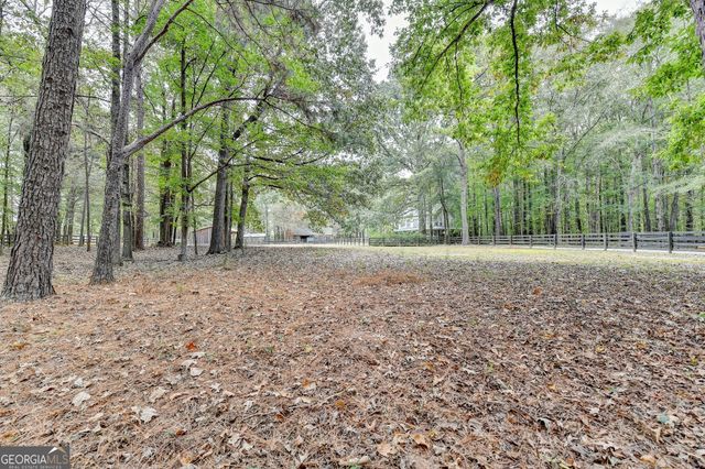 1174 Bear Creek Road, Moreland, GA 30259