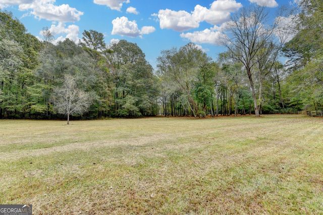 1174 Bear Creek Road, Moreland, GA 30259