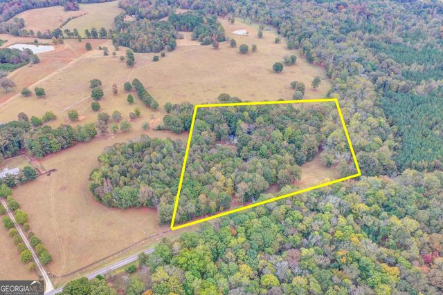 1174 Bear Creek Road, Moreland, GA 30259