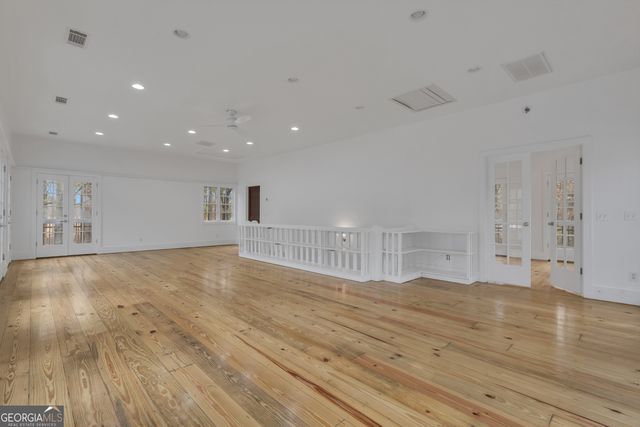 1174 Bear Creek Road, Moreland, GA 30259