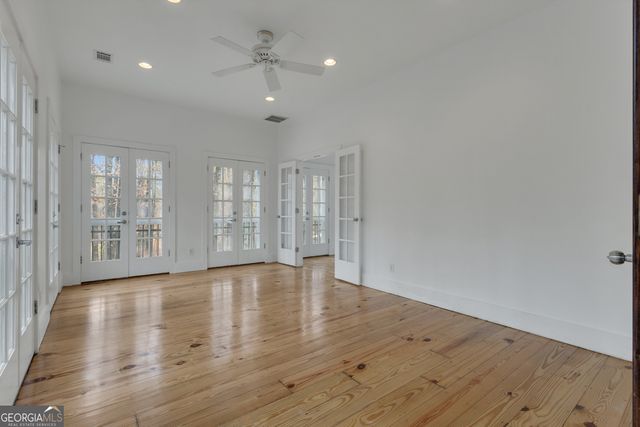 1174 Bear Creek Road, Moreland, GA 30259