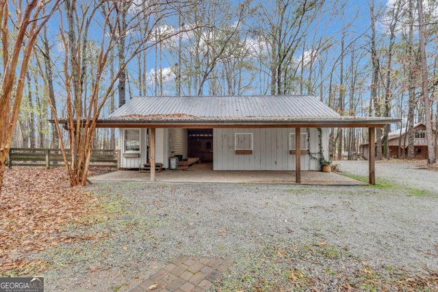 1174 Bear Creek Road, Moreland, GA 30259