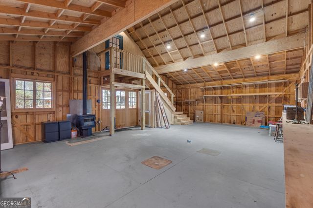 1174 Bear Creek Road, Moreland, GA 30259