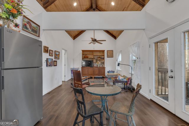 1174 Bear Creek Road, Moreland, GA 30259