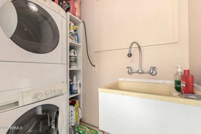 5807 N 21ST Avenue, Phoenix, AZ 85015