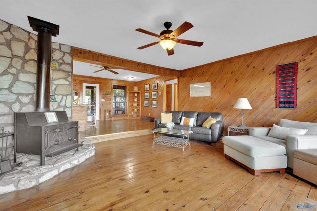 2345 County Road 865, Gaylesville, AL 35973