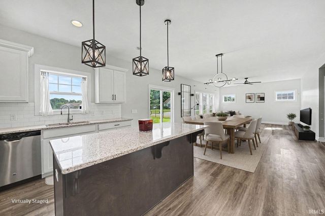 28581 Twain Drive, Elkhart, IN 46514
