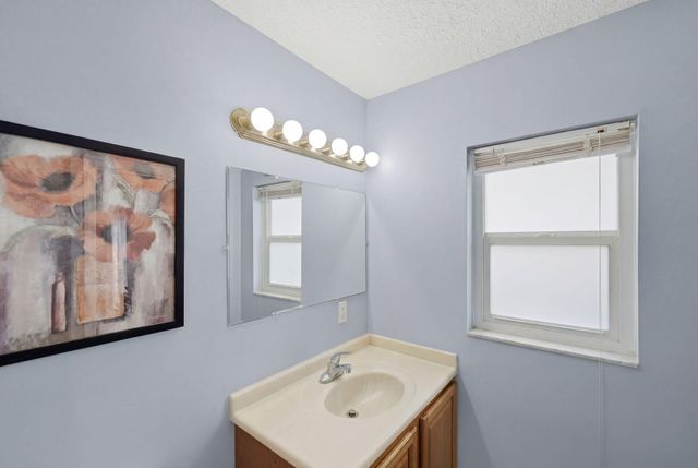 13 W Palmetto Road, Lake Worth, FL 33467