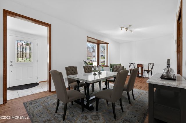 76 Telegraph Hill Road, Holmdel, NJ 07733