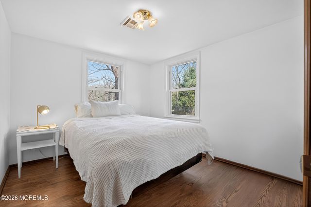 76 Telegraph Hill Road, Holmdel, NJ 07733