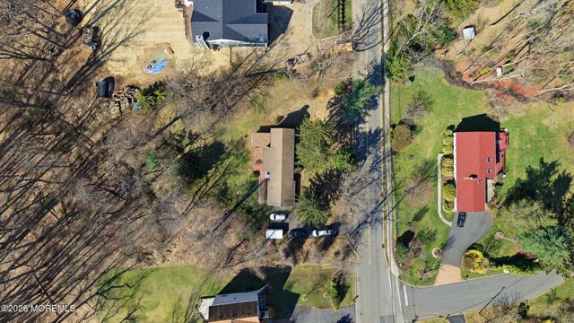 76 Telegraph Hill Road, Holmdel, NJ 07733