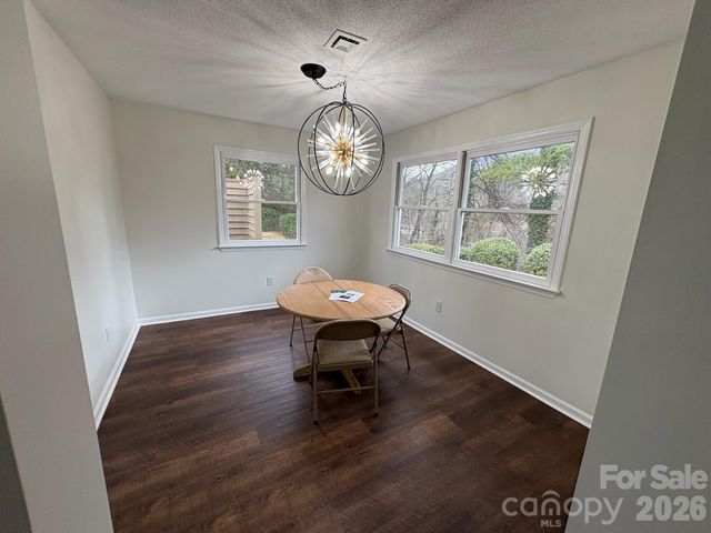 13 Laurel Place, Asheville, NC 28803