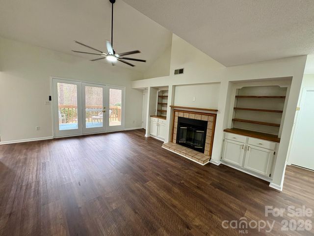 13 Laurel Place, Asheville, NC 28803