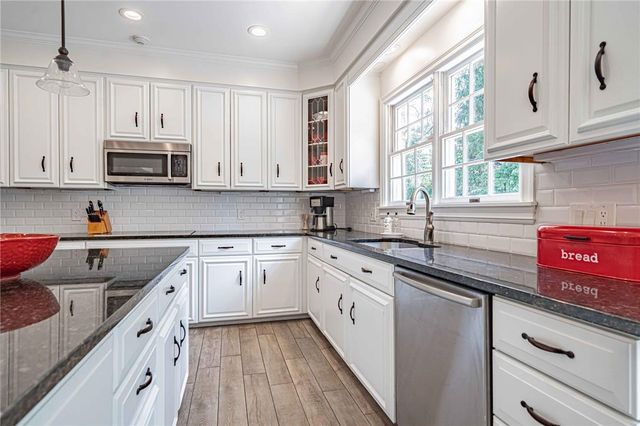 1487 Shelburne Court, Allentown City, PA 18104