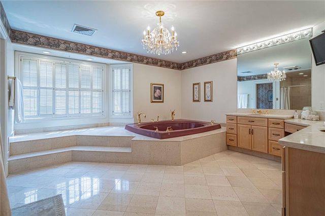 1487 Shelburne Court, Allentown City, PA 18104