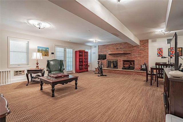 1487 Shelburne Court, Allentown City, PA 18104
