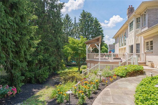 1487 Shelburne Court, Allentown City, PA 18104