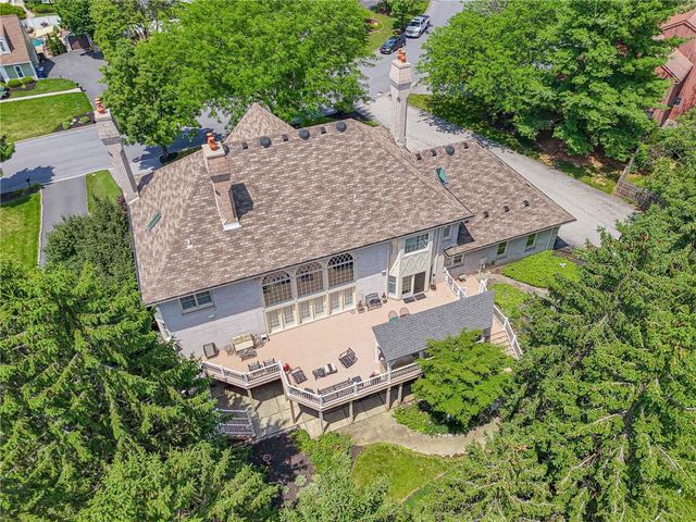 1487 Shelburne Court, Allentown City, PA 18104