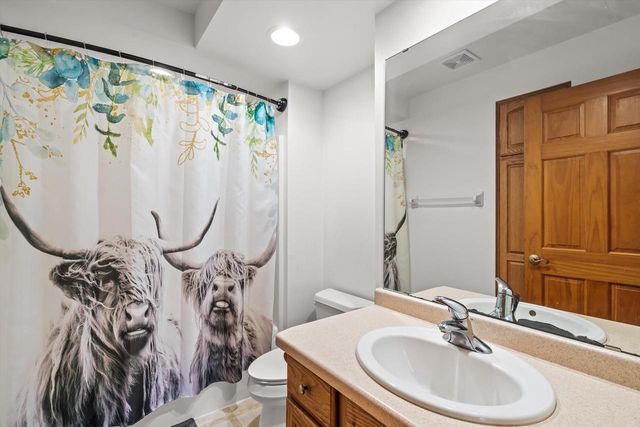 2521 Brittany LANE, East Troy, WI 53120