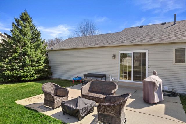 2521 Brittany LANE, East Troy, WI 53120