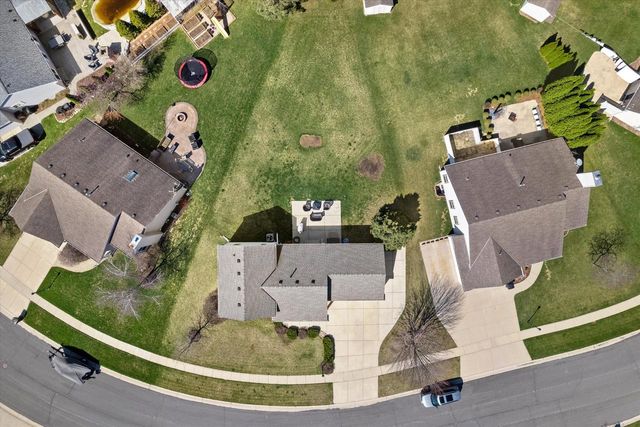2521 Brittany LANE, East Troy, WI 53120