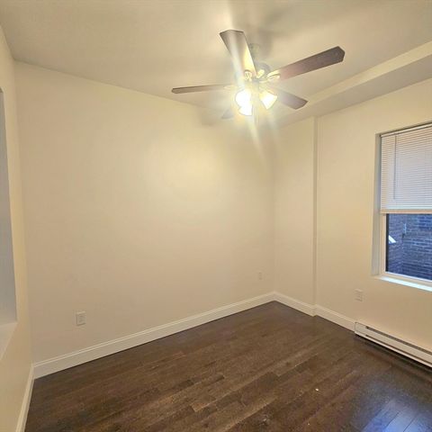 49 Charter Street 4, Boston, MA 02113