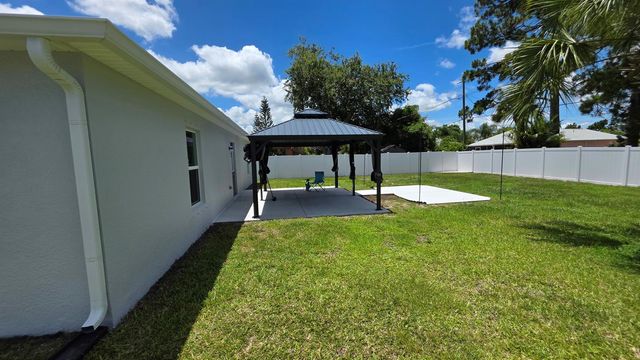 2135 SW 19th Ave Avenue SW, Vero Beach, FL 32962