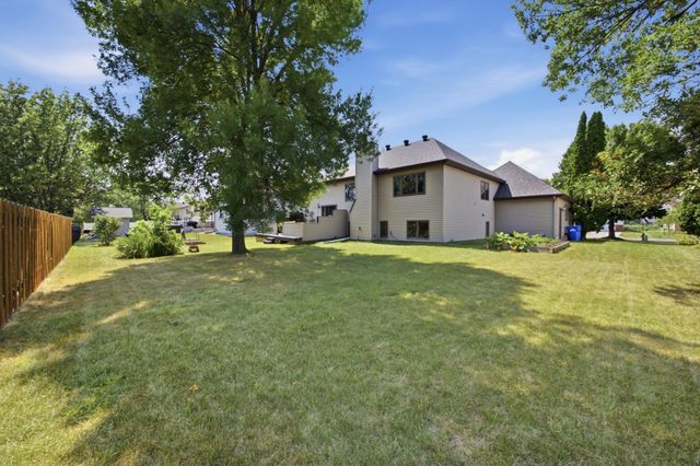 3626 22nd Street S, Fargo, ND 58104