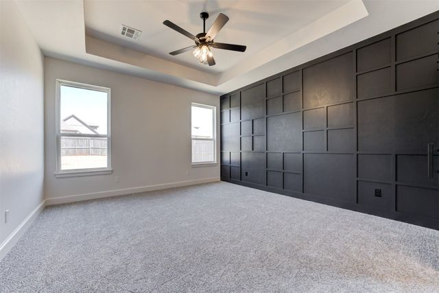 5700 Gold Stone Court, Mustang, OK 73064