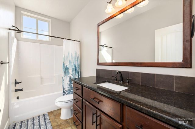 847 N Tullshire Way, Eagle, ID 83616
