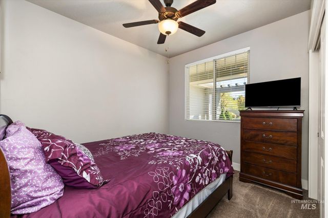 847 N Tullshire Way, Eagle, ID 83616