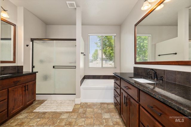 847 N Tullshire Way, Eagle, ID 83616