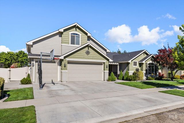 847 N Tullshire Way, Eagle, ID 83616