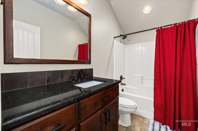 847 N Tullshire Way, Eagle, ID 83616