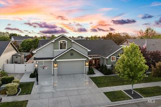 847 N Tullshire Way, Eagle, ID 83616