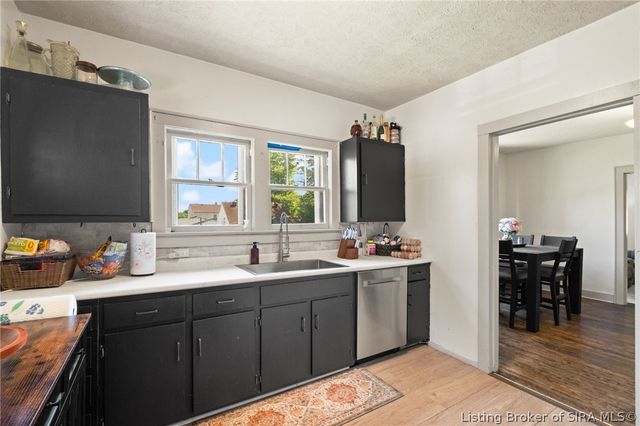 722 W 7th Street, New Albany, IN 47150