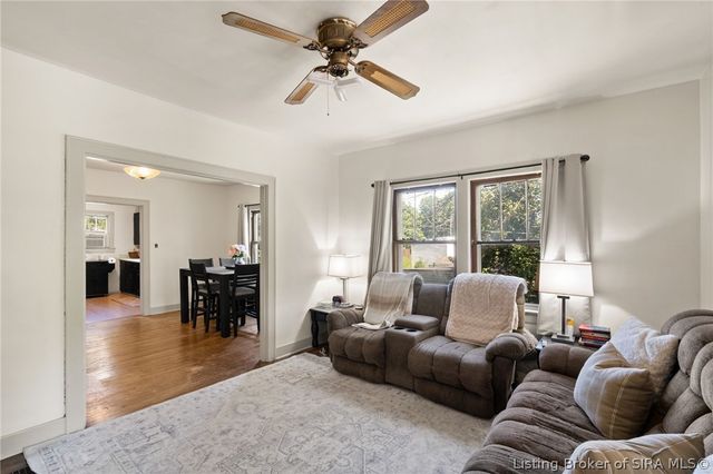 722 W 7th Street, New Albany, IN 47150