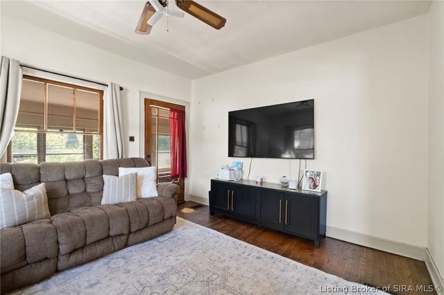 722 W 7th Street, New Albany, IN 47150