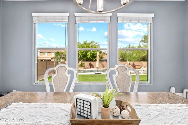 11148 W Dawnlight Drive, Marana, AZ 85653