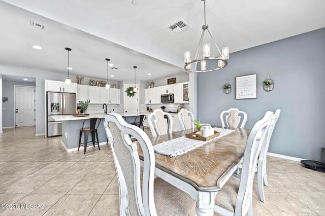 11148 W Dawnlight Drive, Marana, AZ 85653