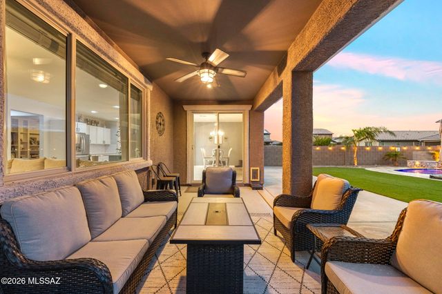 11148 W Dawnlight Drive, Marana, AZ 85653