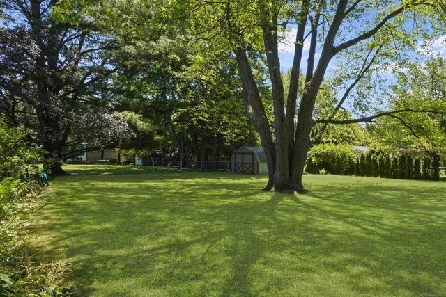 4459 Cambridge Drive, Port Huron Twp, MI 48060