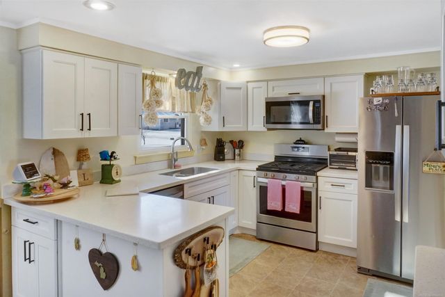 4459 Cambridge Drive, Port Huron Twp, MI 48060