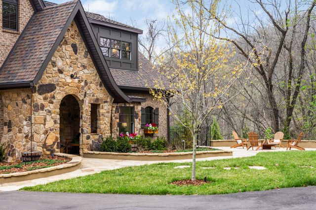 1858 Burke Hollow Rd, Nolensville, TN 37135