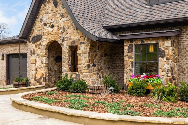 1858 Burke Hollow Rd, Nolensville, TN 37135