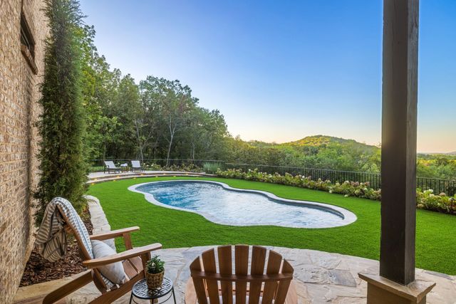 1858 Burke Hollow Rd, Nolensville, TN 37135