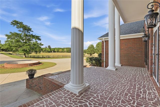 1202 Hodges Circle, Mansfield, GA 30055